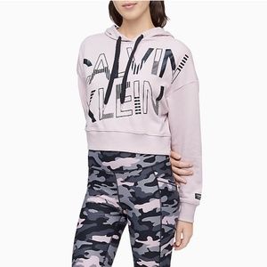 CALVIN KLEIN CROPPED SWEATSHIRT